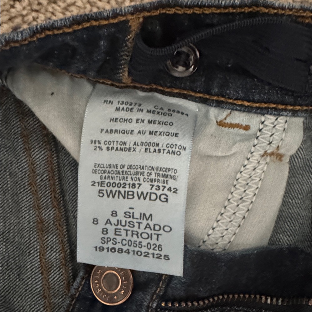 3 Pair of Boys Jeans - Wrangler & Levi - Picture 6 of 16